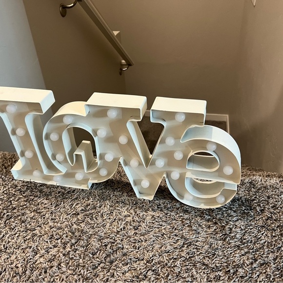 LOVE lighted sign - Picture 2 of 2